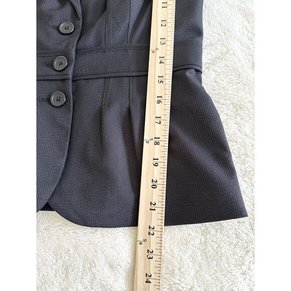 NWT Elle Blazer Womens Size 6 Black Pinstripe Peplum Tailored Three Button - Picture 8 of 9